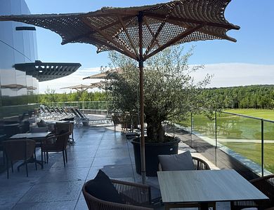 Salon - SPA Cinq Mondes I Bois d'Arlon