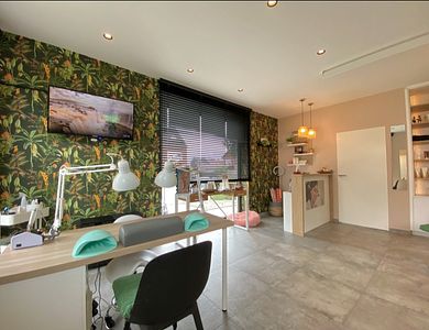 Salon - Stay Beautiful with Tina