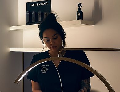 Salon - Browcasso
