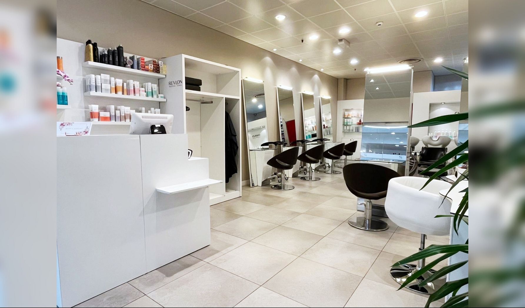 Charles Coiffure hero image