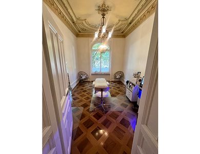 Salon - SwissmedGlow GmbH